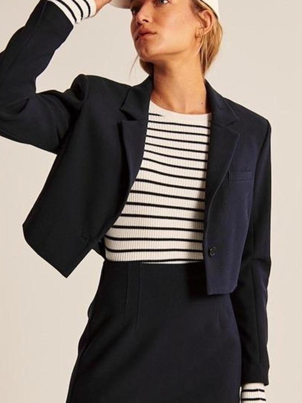 Abercrombie & Fitch Navy Cropped Blazer